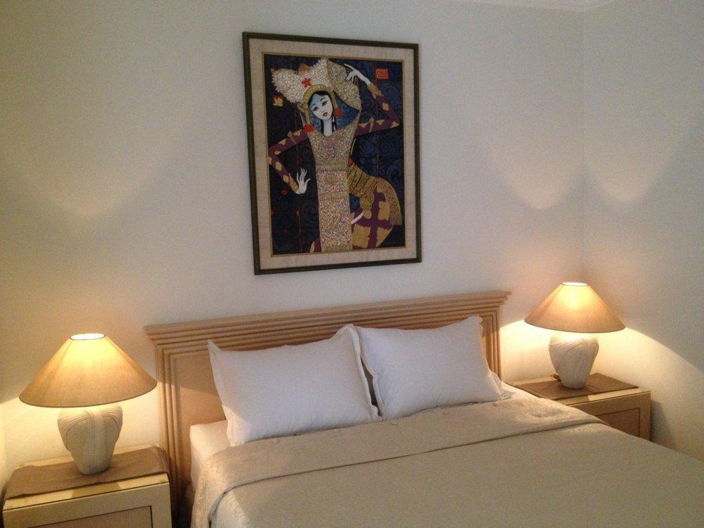 Topaz Guest House Jakarta Bagian luar foto