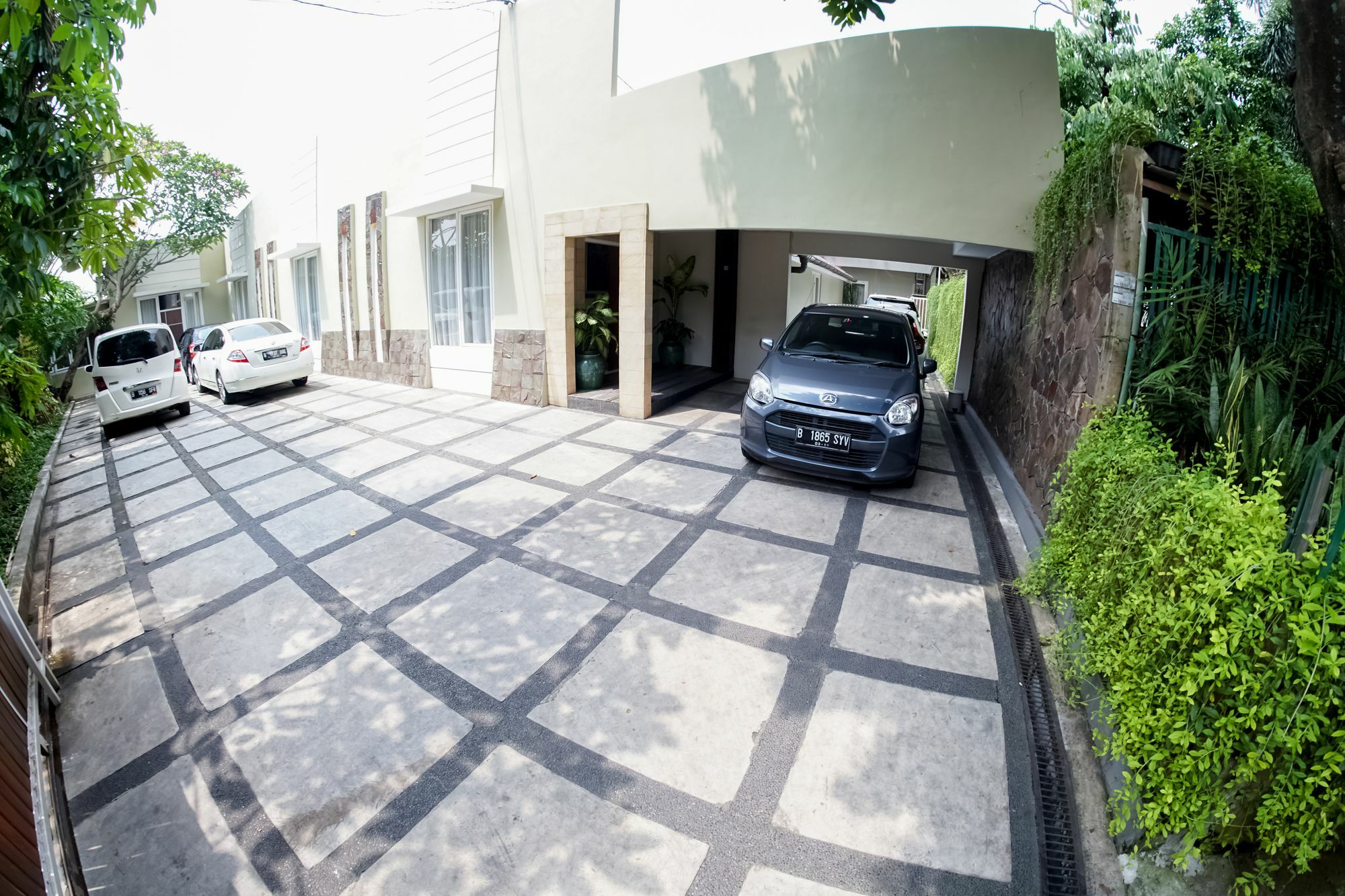 Topaz Guest House Jakarta Bagian luar foto