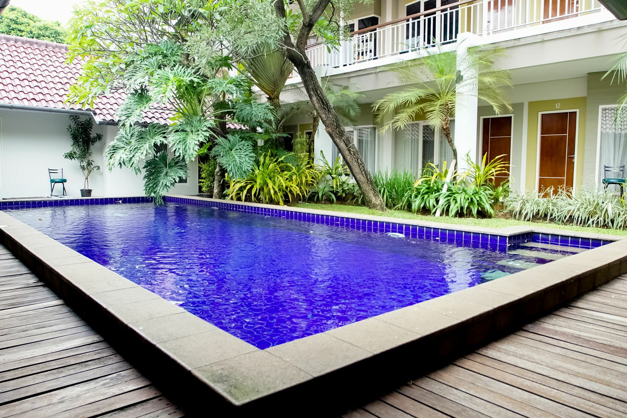 Topaz Guest House Jakarta Bagian luar foto